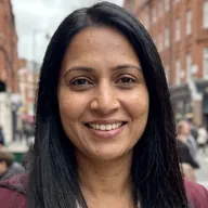 Priya, account executive